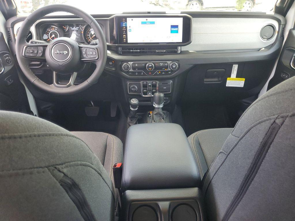 new 2025 Jeep Gladiator car, priced at $39,777