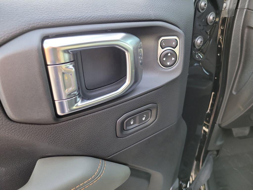 new 2026 Jeep Gladiator car, priced at $61,819