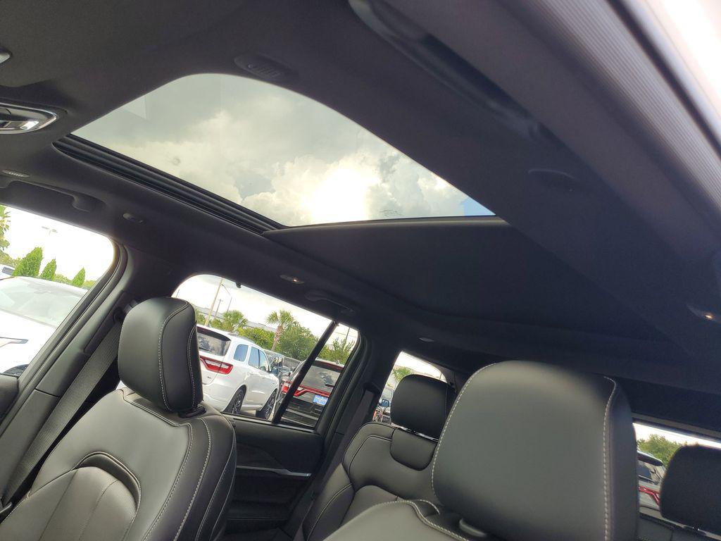 new 2025 Jeep Grand Cherokee car, priced at $36,245