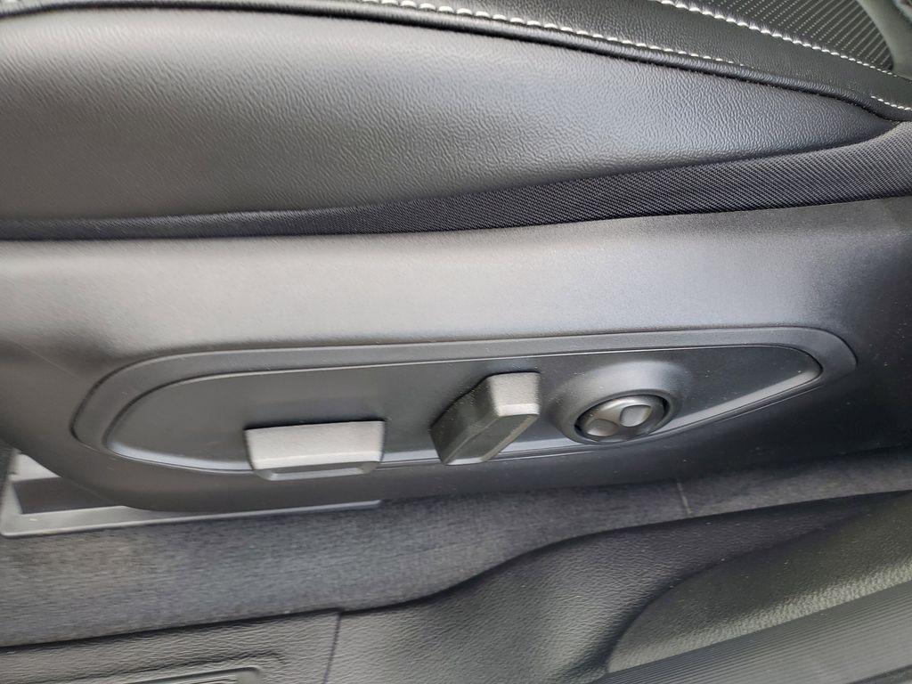 new 2025 Jeep Grand Cherokee car, priced at $36,245