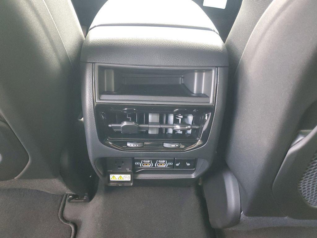 new 2025 Jeep Grand Cherokee car, priced at $36,245