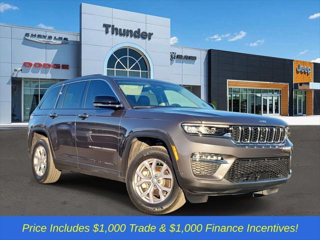 used 2022 Jeep Grand Cherokee car, priced at $33,899