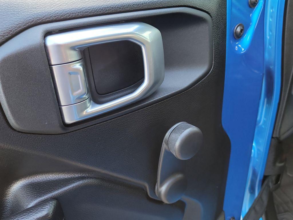 used 2022 Jeep Wrangler car, priced at $26,101