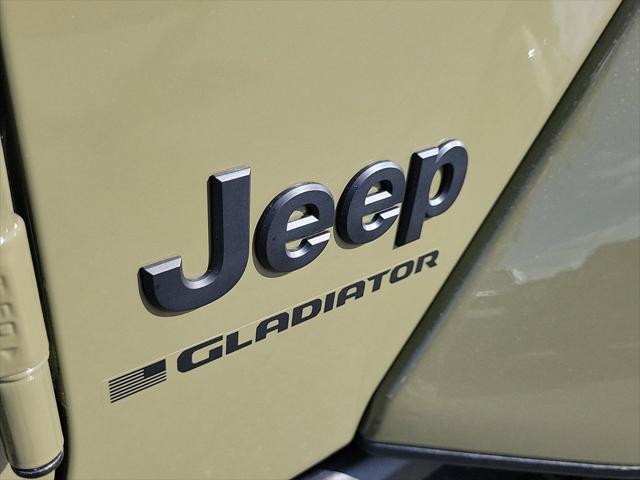 new 2025 Jeep Gladiator car, priced at $39,869