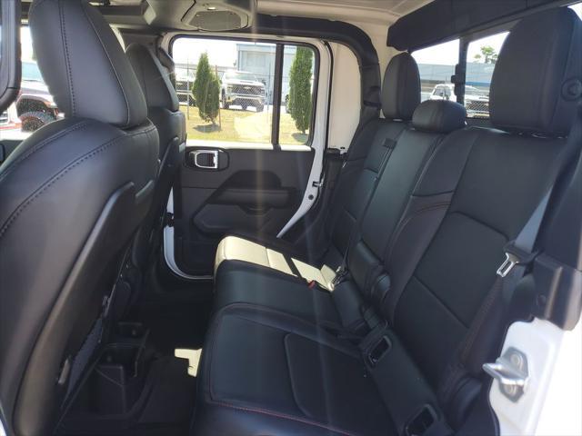 new 2025 Jeep Gladiator car, priced at $55,821
