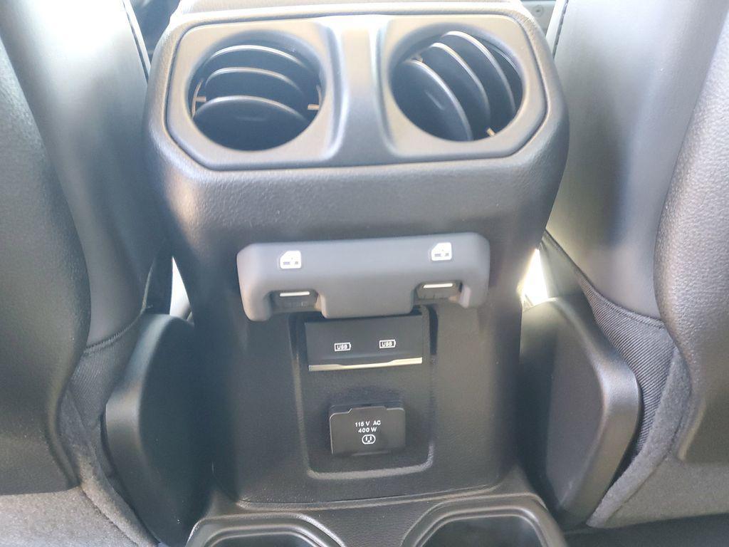 new 2025 Jeep Gladiator car, priced at $52,226