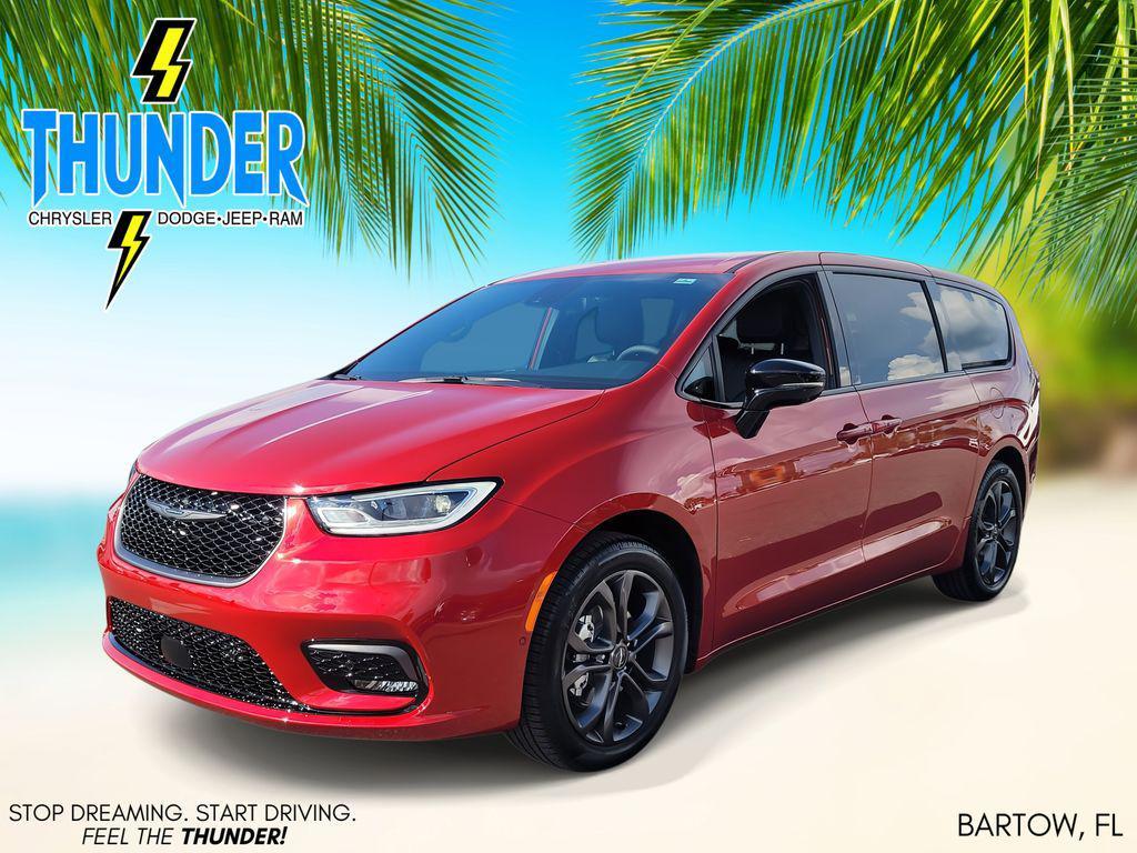 new 2026 Chrysler Pacifica car, priced at $42,192