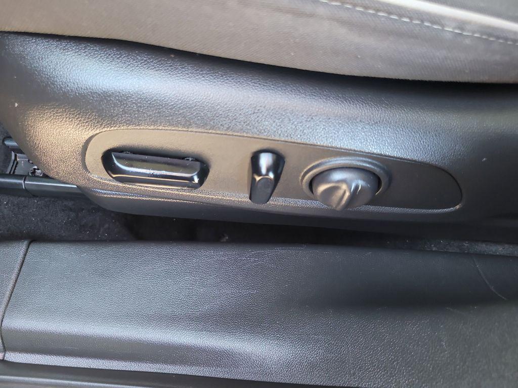 used 2023 Chevrolet TrailBlazer car, priced at $21,299