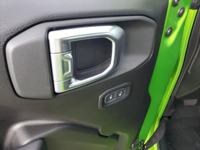 new 2025 Jeep Gladiator car, priced at $44,066