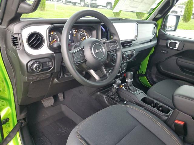 new 2025 Jeep Gladiator car, priced at $44,066