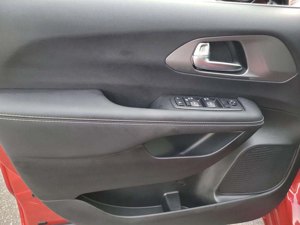 new 2026 Chrysler Voyager car, priced at $37,828