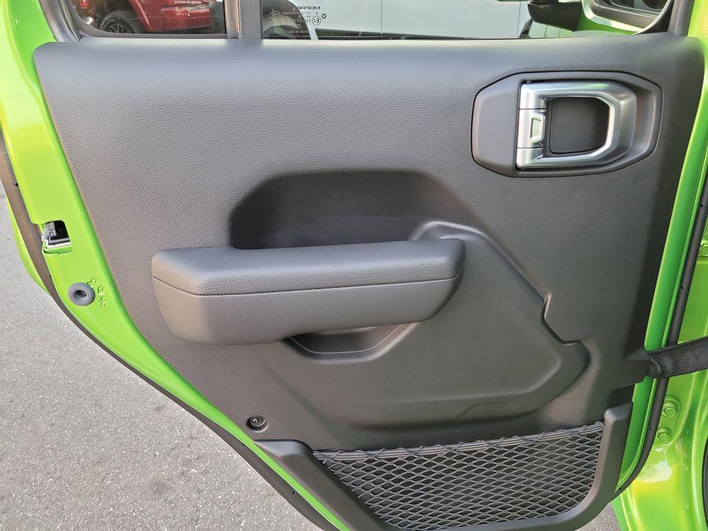 new 2026 Jeep Gladiator car, priced at $48,590