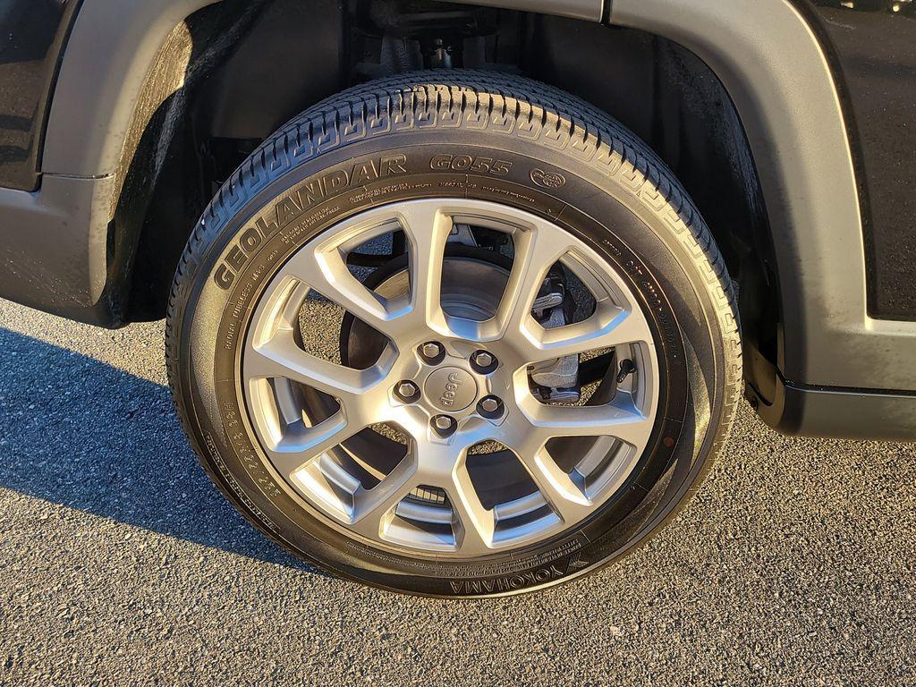 used 2022 Jeep Compass car, priced at $22,477