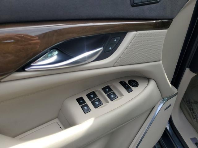 used 2020 Cadillac Escalade ESV car, priced at $46,505