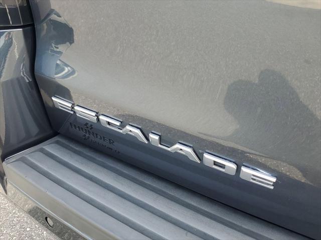 used 2020 Cadillac Escalade ESV car, priced at $46,505
