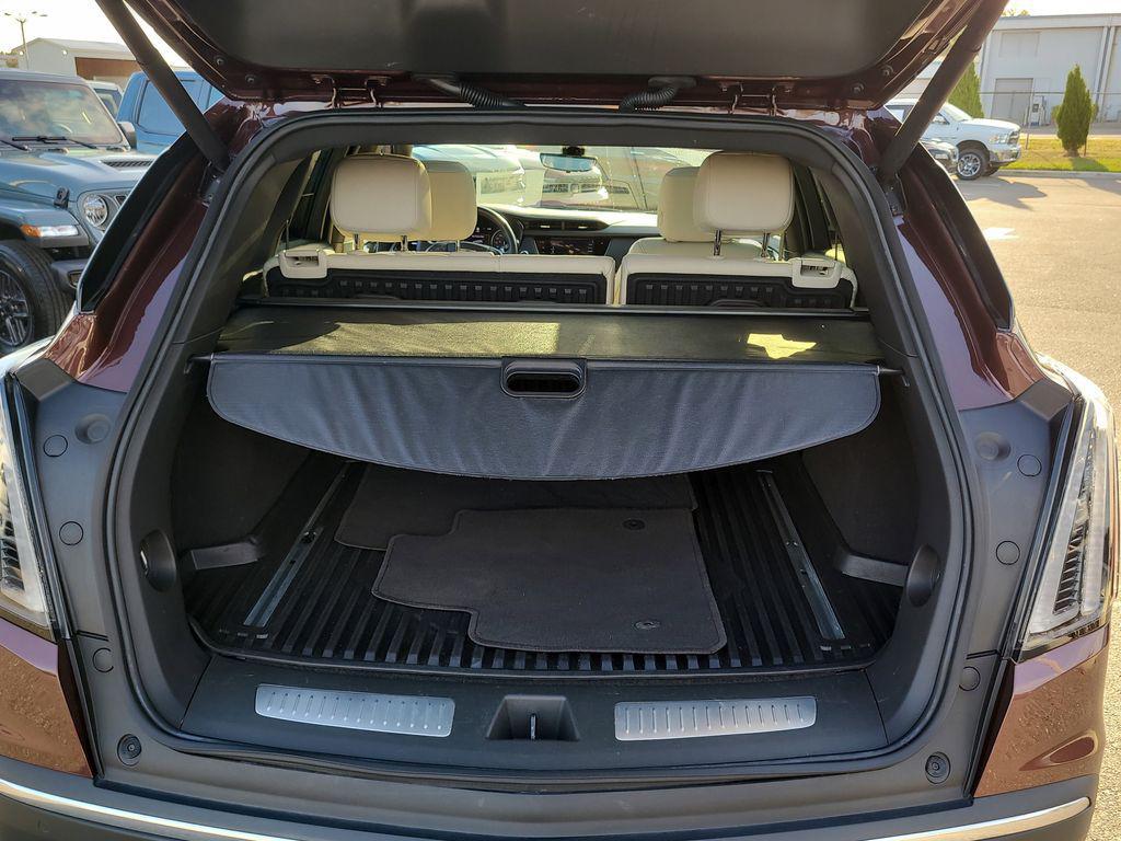 used 2022 Cadillac XT5 car, priced at $31,775