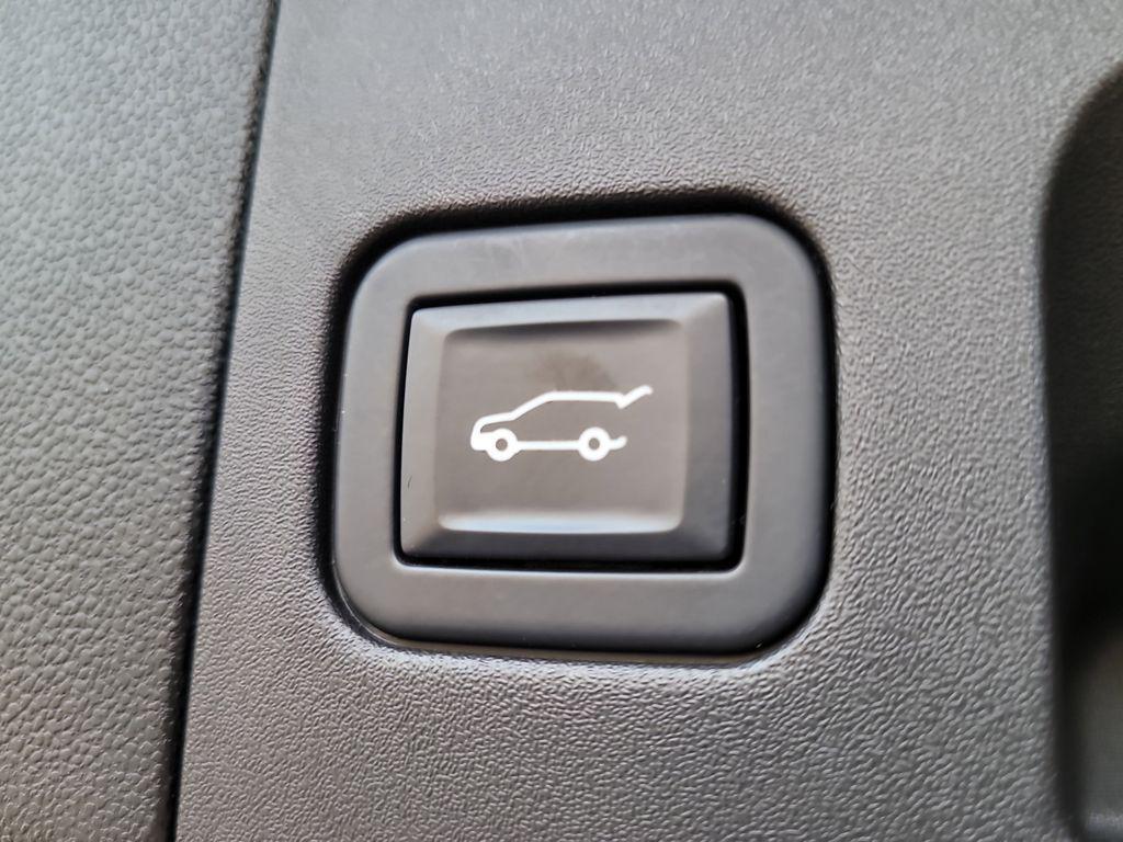 used 2022 Cadillac XT5 car, priced at $31,775