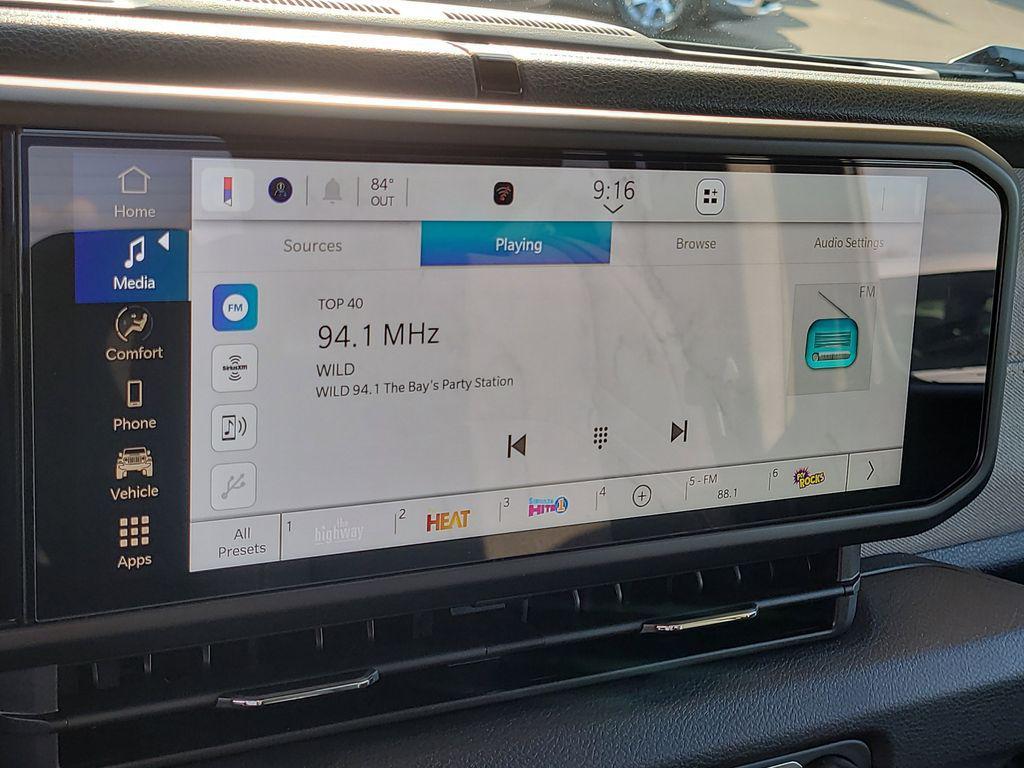 new 2025 Jeep Gladiator car, priced at $41,055