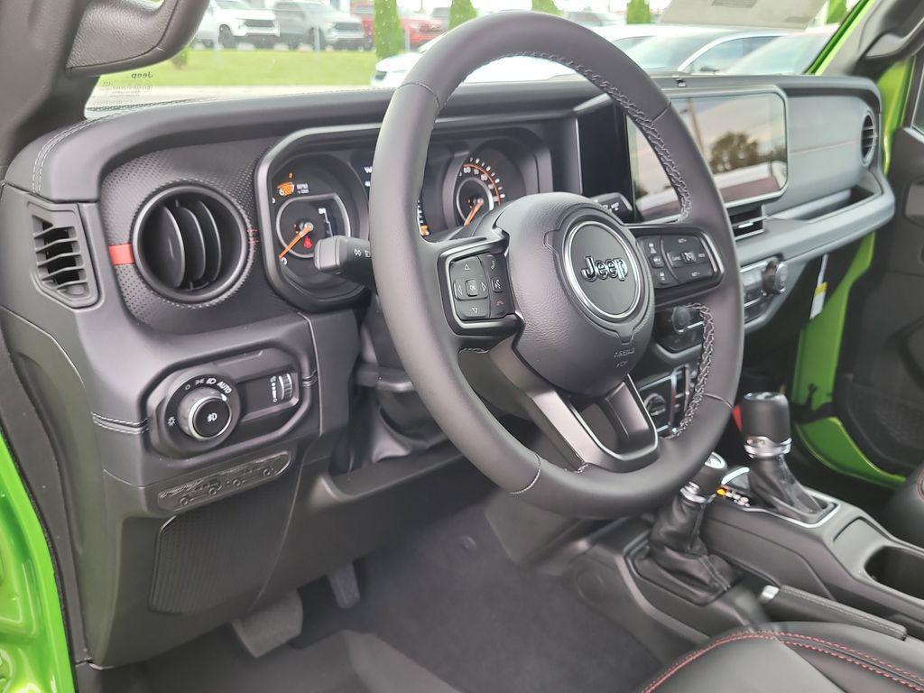 new 2025 Jeep Wrangler car, priced at $71,157