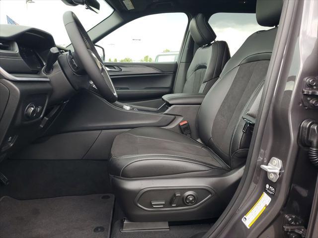 new 2025 Jeep Grand Cherokee L car, priced at $42,730