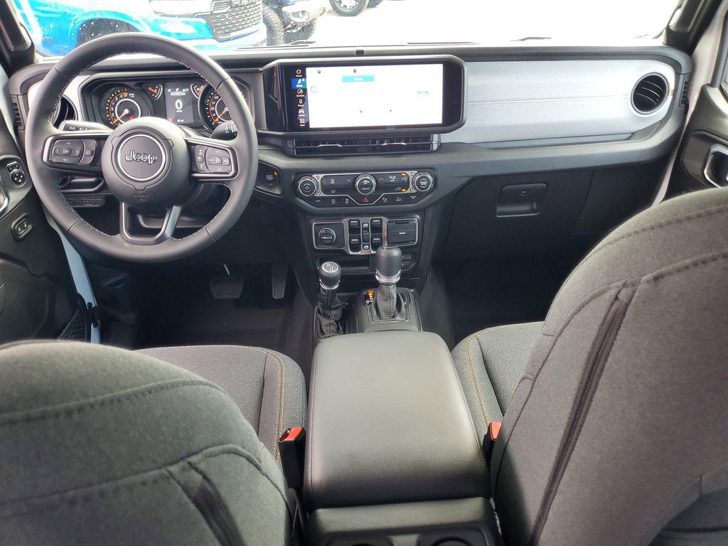 new 2025 Jeep Gladiator car, priced at $39,600