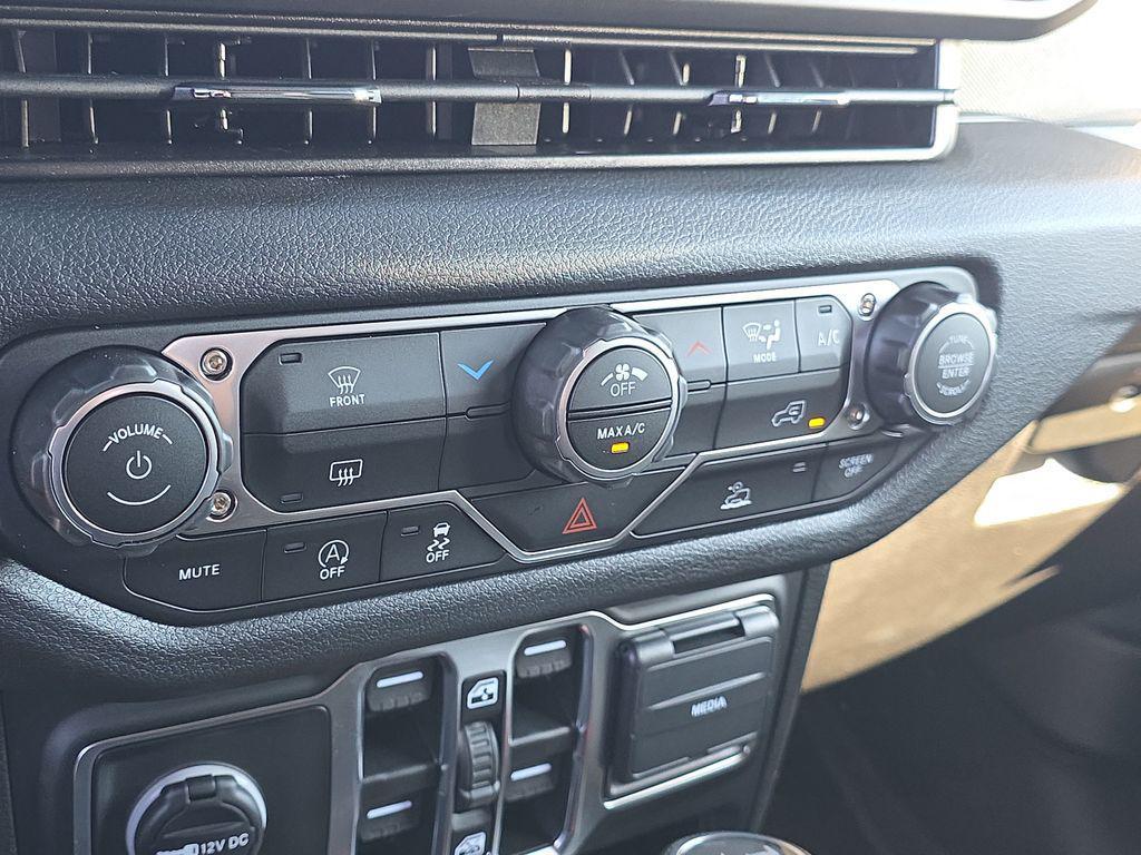 new 2026 Jeep Wrangler car, priced at $40,455