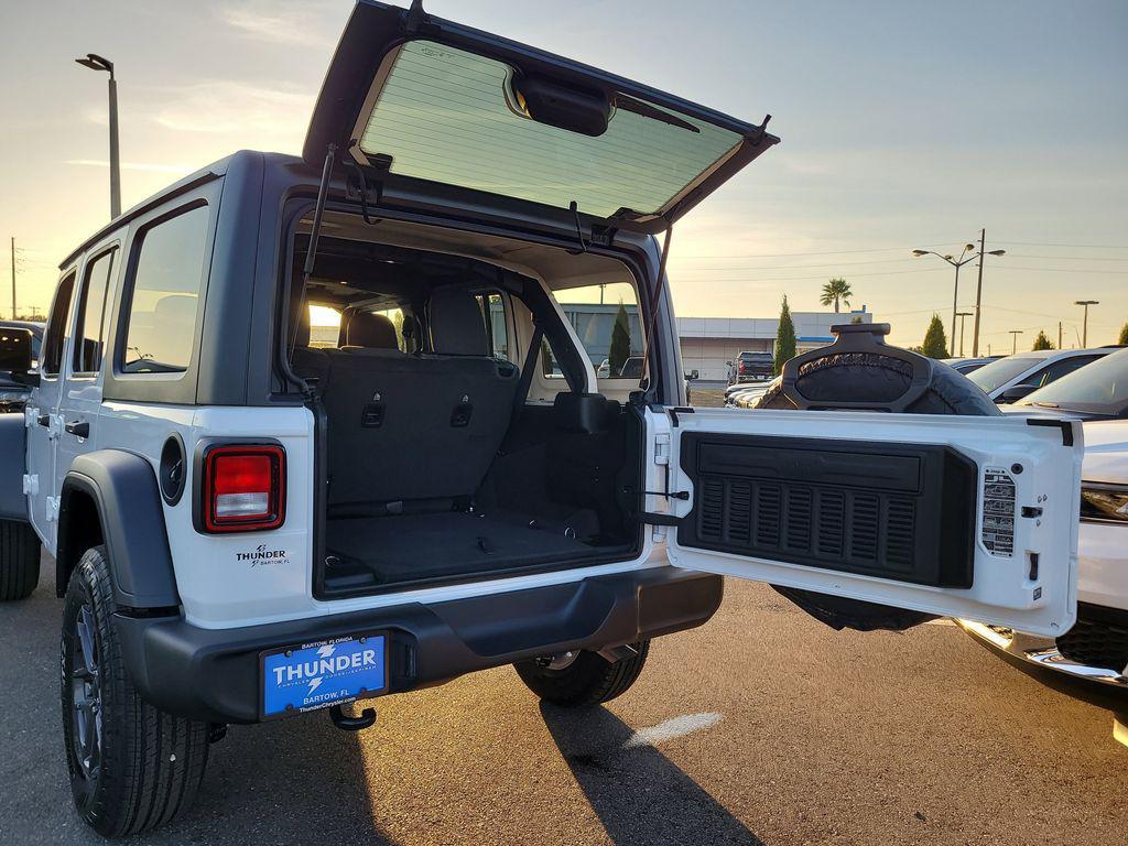 new 2026 Jeep Wrangler car, priced at $42,601