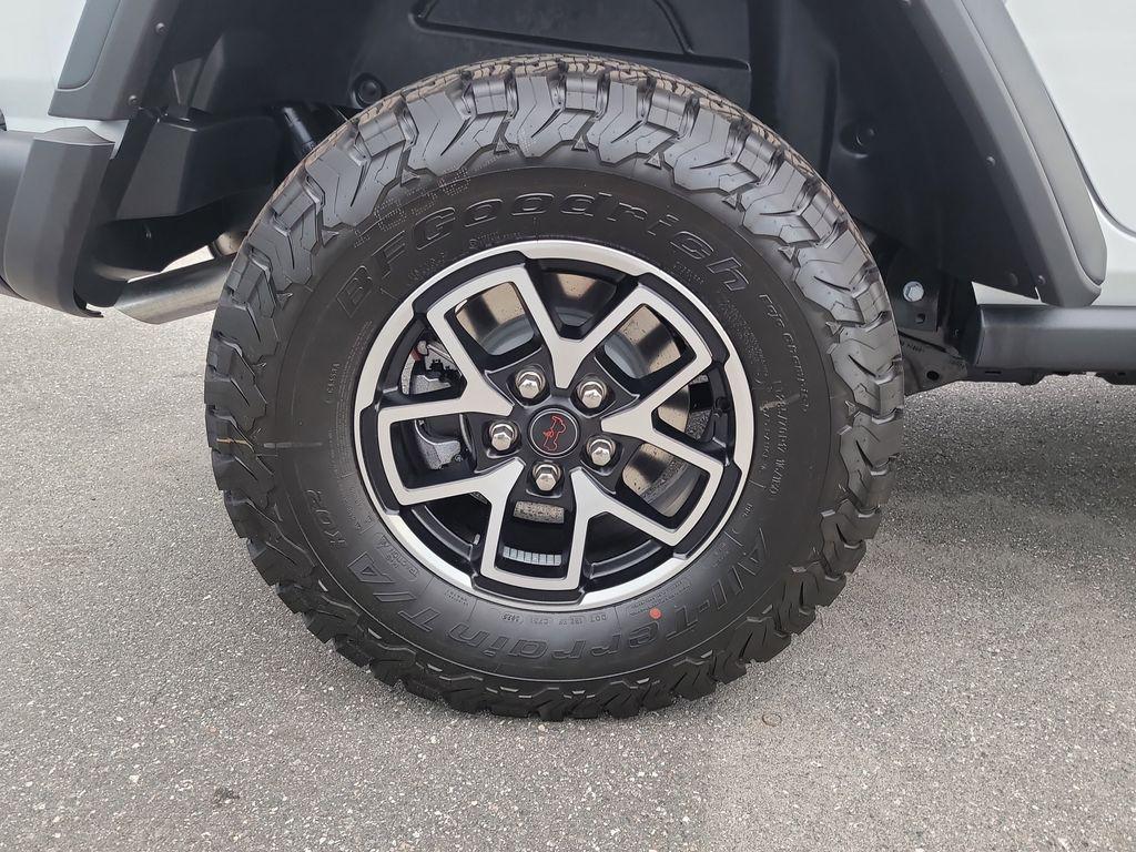 new 2025 Jeep Wrangler car, priced at $49,568