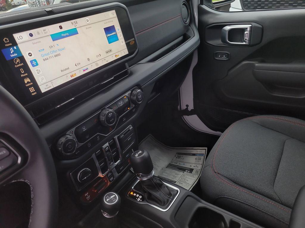 new 2025 Jeep Wrangler car, priced at $49,568