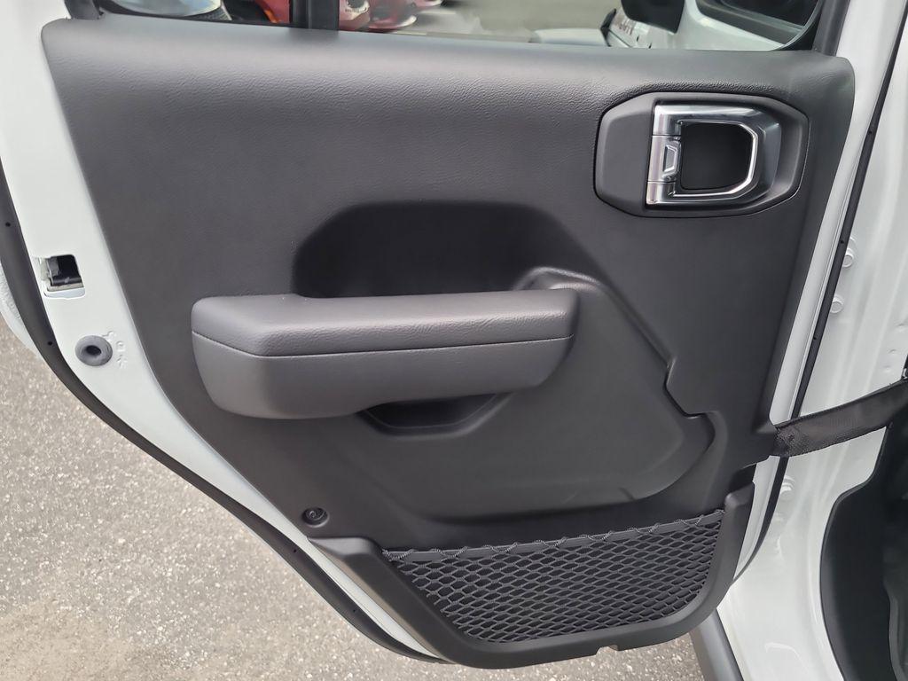 new 2025 Jeep Wrangler car, priced at $49,568