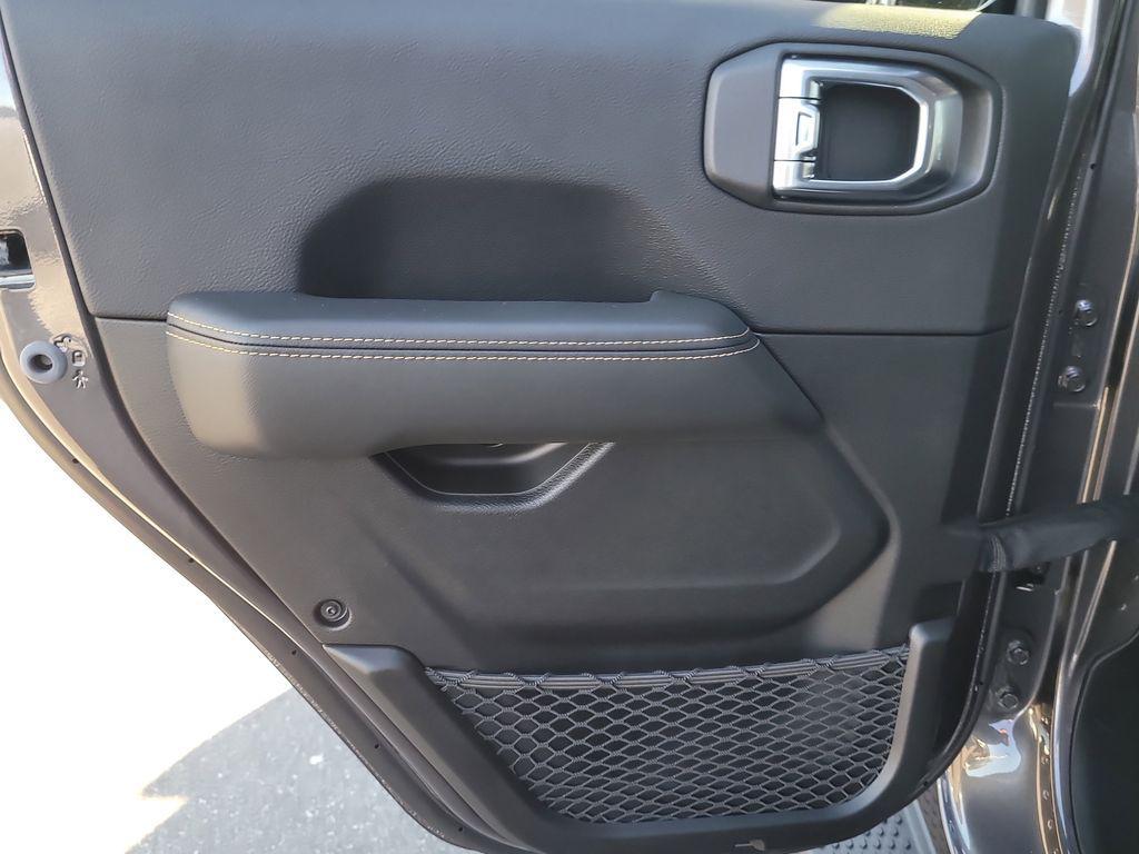 new 2026 Jeep Wrangler car, priced at $52,193