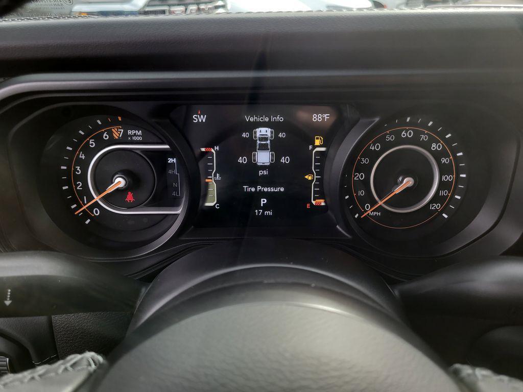 new 2025 Jeep Gladiator car, priced at $43,754