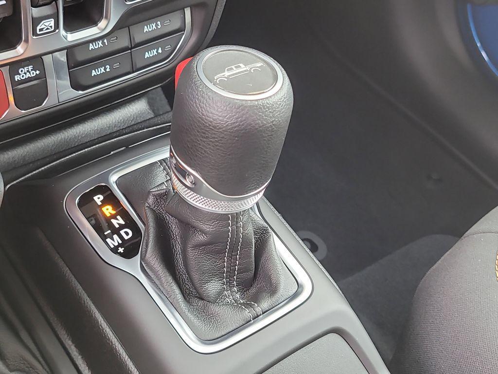 new 2025 Jeep Gladiator car, priced at $43,754