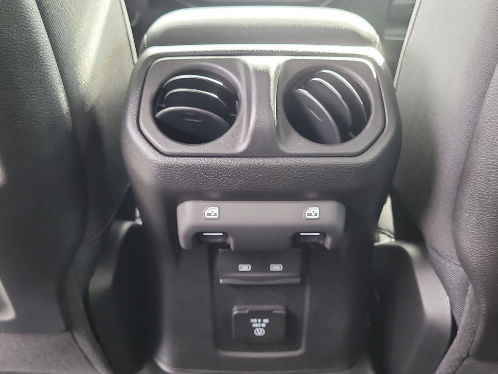 new 2025 Jeep Gladiator car, priced at $43,754