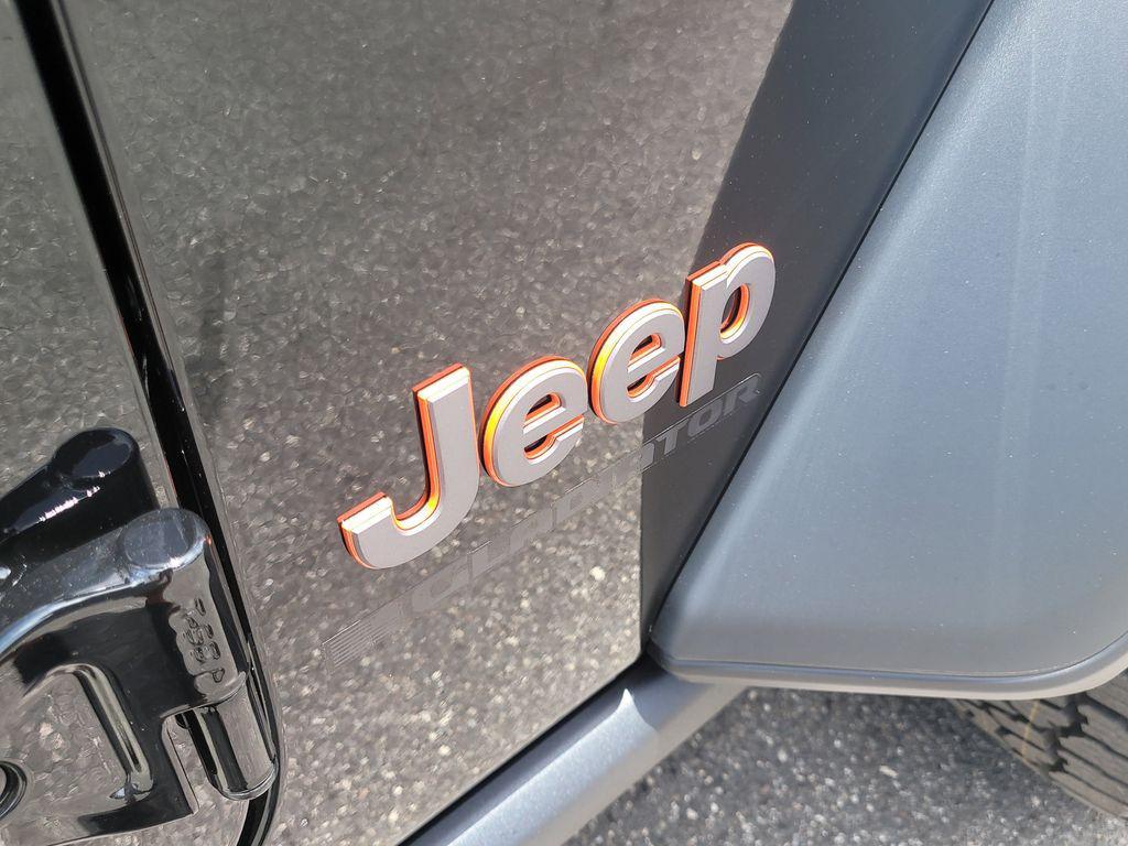 new 2025 Jeep Gladiator car, priced at $42,646