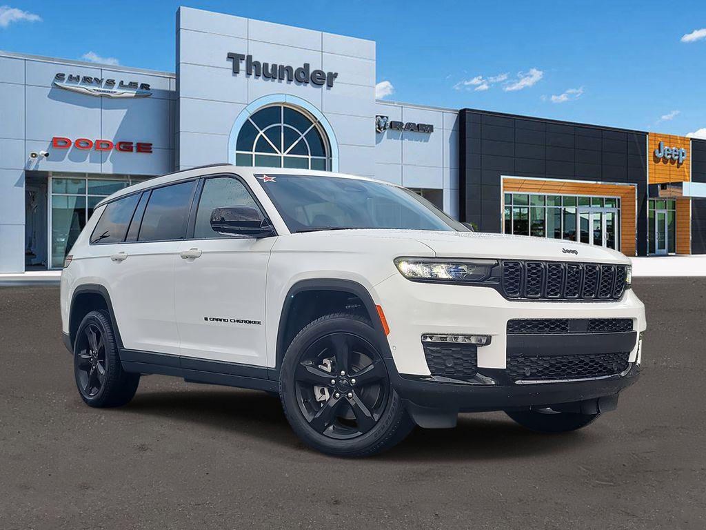 new 2025 Jeep Grand Cherokee L car, priced at $39,989