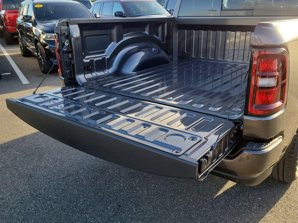 new 2025 Ram 1500 car, priced at $44,663
