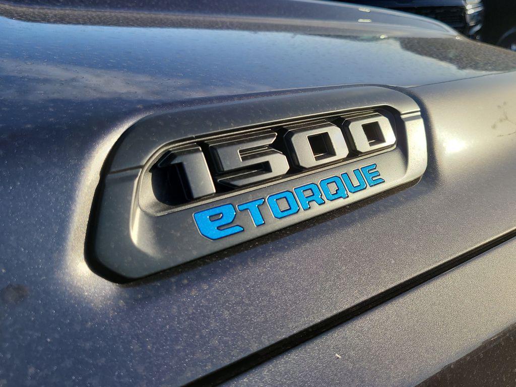 new 2025 Ram 1500 car, priced at $44,663