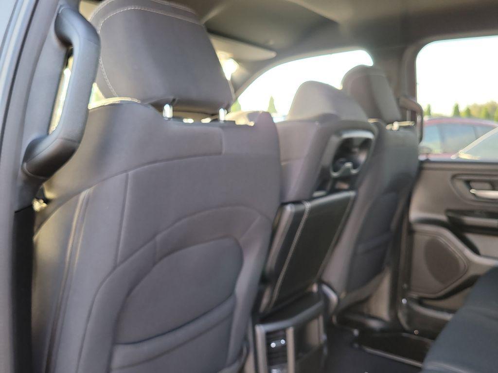 new 2025 Ram 1500 car, priced at $44,663