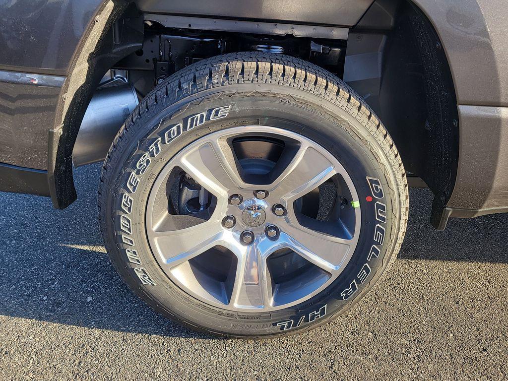 new 2025 Ram 1500 car, priced at $44,663