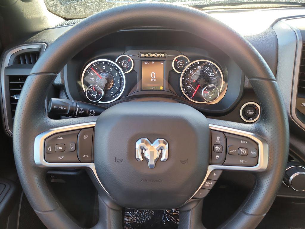 new 2025 Ram 1500 car, priced at $44,663