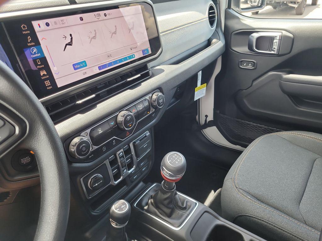 new 2025 Jeep Wrangler car, priced at $33,989