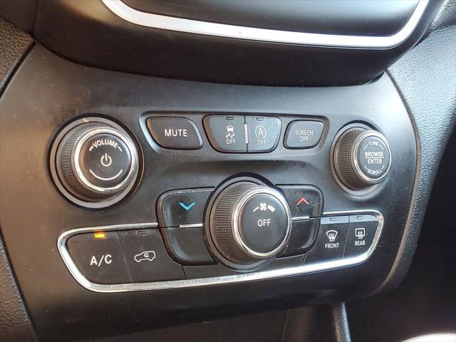 used 2020 Jeep Cherokee car, priced at $14,128