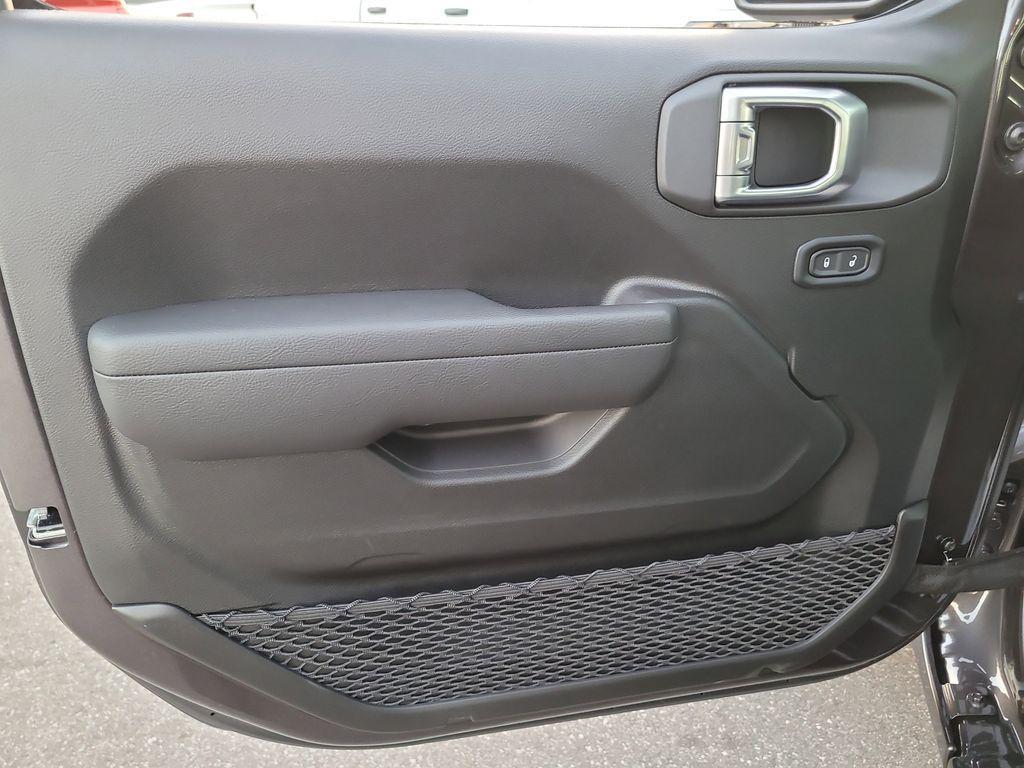 new 2026 Jeep Wrangler car, priced at $39,832