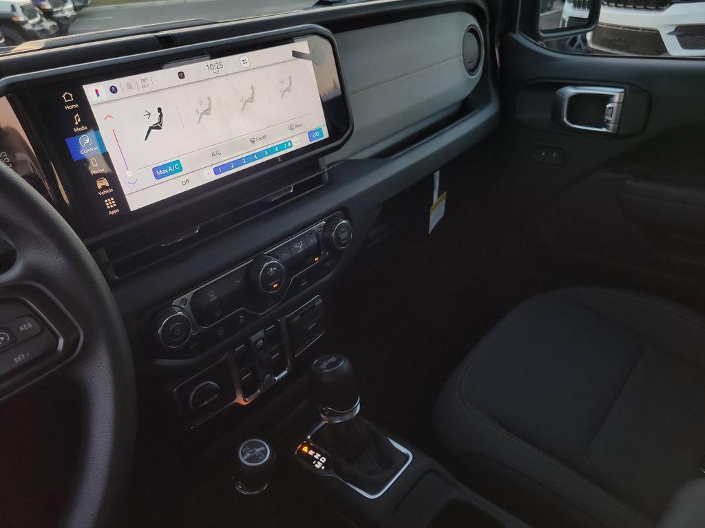 new 2026 Jeep Wrangler car, priced at $39,832