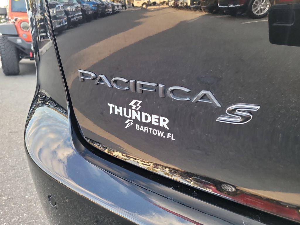 used 2025 Chrysler Pacifica car, priced at $38,608
