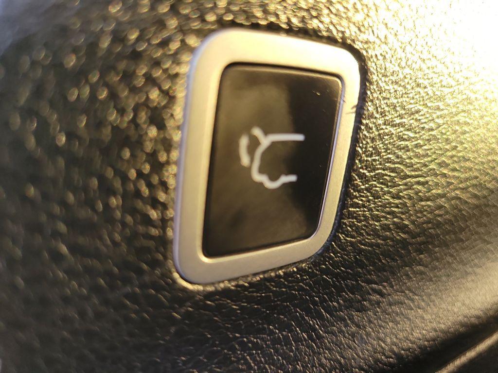 used 2025 Chrysler Pacifica car, priced at $38,608