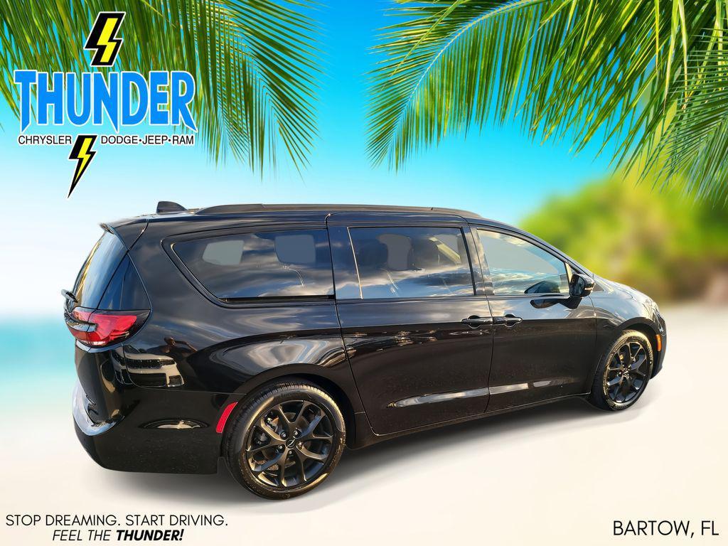 used 2025 Chrysler Pacifica car, priced at $38,608