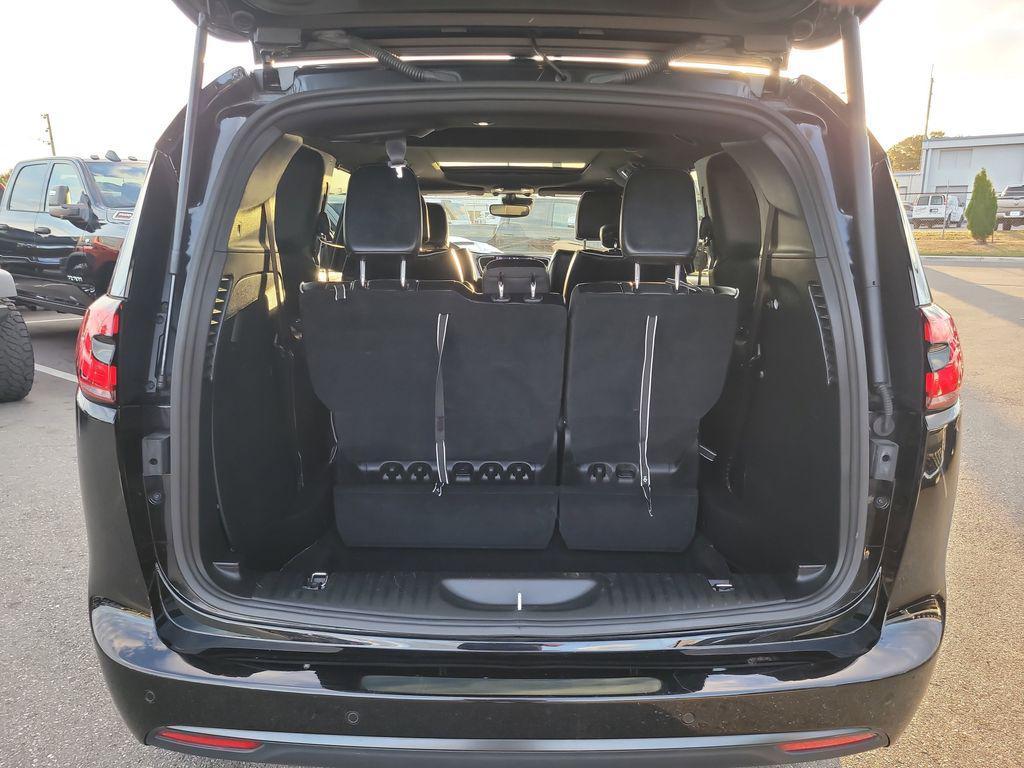 used 2025 Chrysler Pacifica car, priced at $38,608