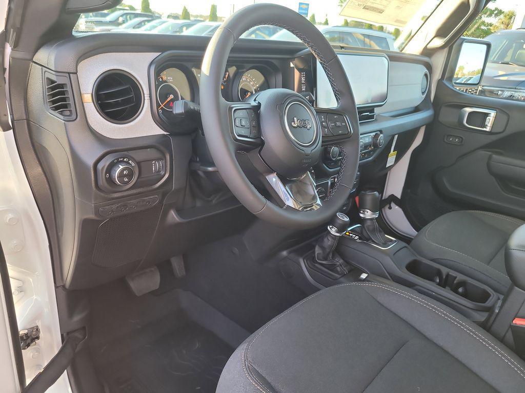 new 2026 Jeep Gladiator car, priced at $48,042